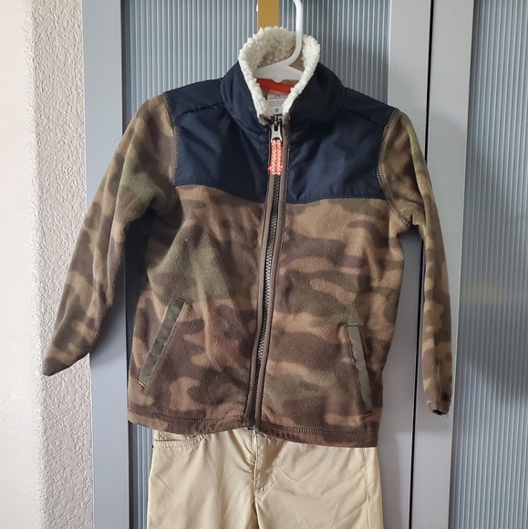 Toddler 3T Camo fleece jacket - Picture 4 of 4